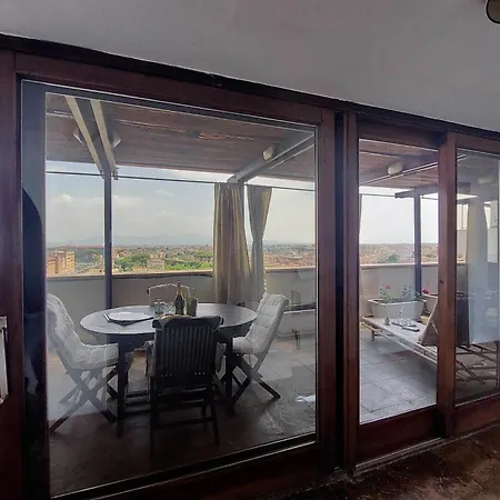 Super Attico Con Terrazza Lodi * רומא